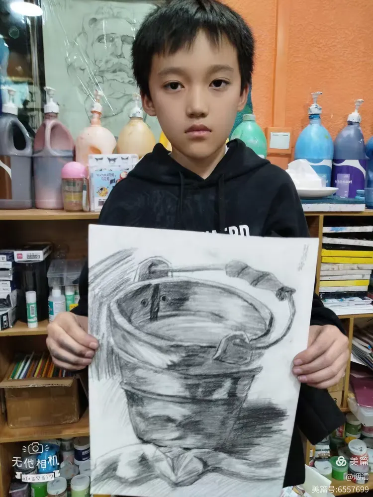 雨轩画坊 秋 中级素描2班第6次课《素描铁水桶》